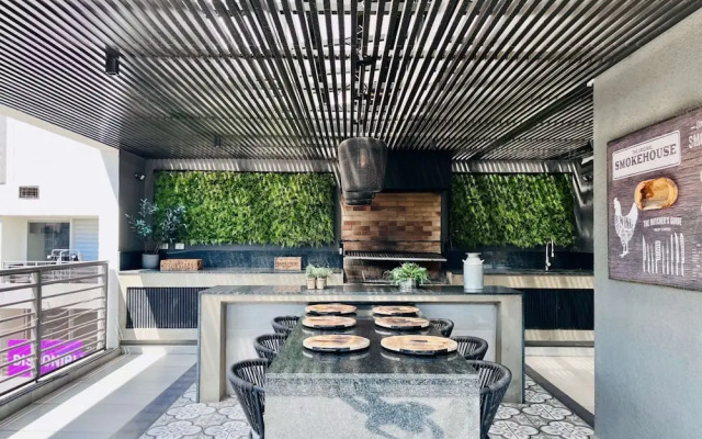 Urban Santa Elena Cowork Gym Parking Washer