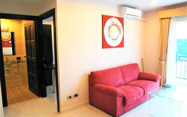 Park Lane Condominium Pattaya Free Shuttle bus to Beach