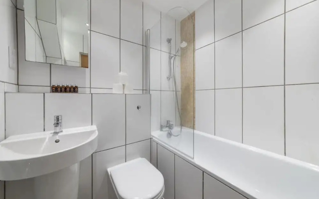 Home For All - Fitzrovia - by Frankie Says