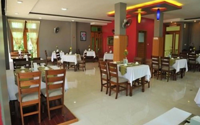 Royal Green Hotel