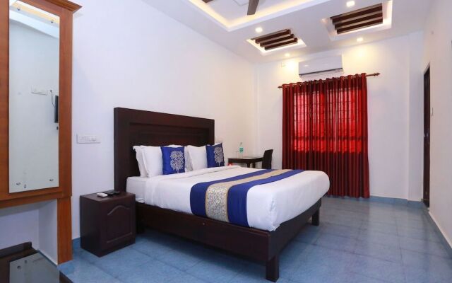 OYO 8964 Malabar Plaza Hotel