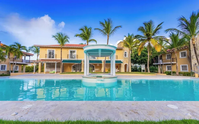 Oasis Cocotal - Punta Cana 4BR Apartment