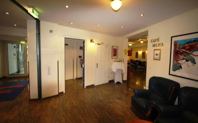 SUITE HOTEL 900m ZUR OPER