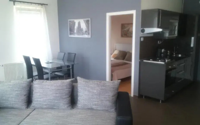 Solid Apartmans