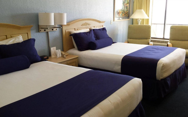Shoreline Island Resort - Exclusively Adult