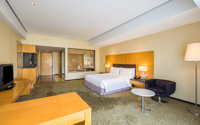 Crowne Plaza Tianjin Binhai – Guest Rooms – Tianjin