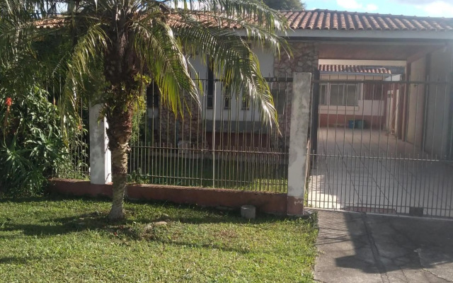 Pousada Santa Felicidade Trieste z garagem