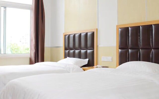 100inn Disney Airport Hotel