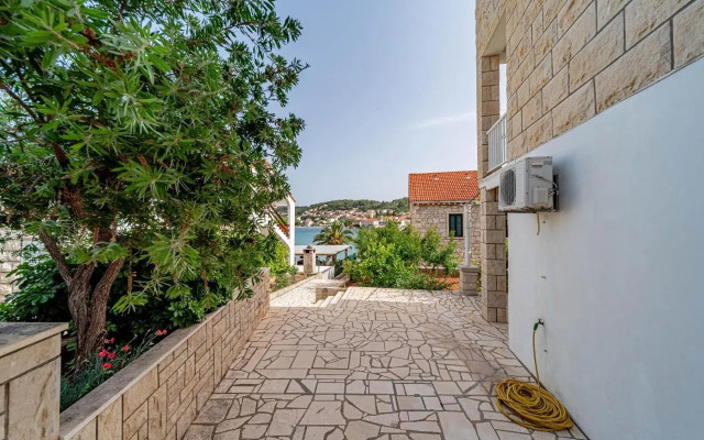 Apartments by the sea Lumbarda, Korcula - 4348