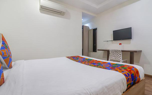 Fabhotel Pride Inn Financia