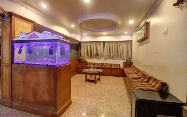OYO 23051 Hotel Surya Yatri Niwas