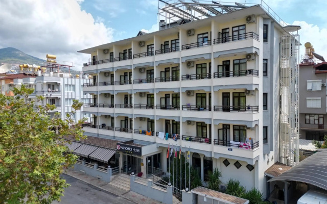 Kandelor Hotel