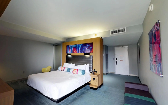 Aloft Miami - Brickell