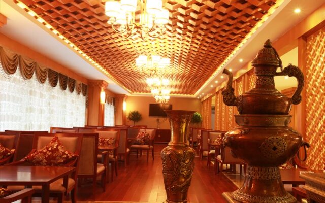 Balagezong Tibetan Ecological Hotel