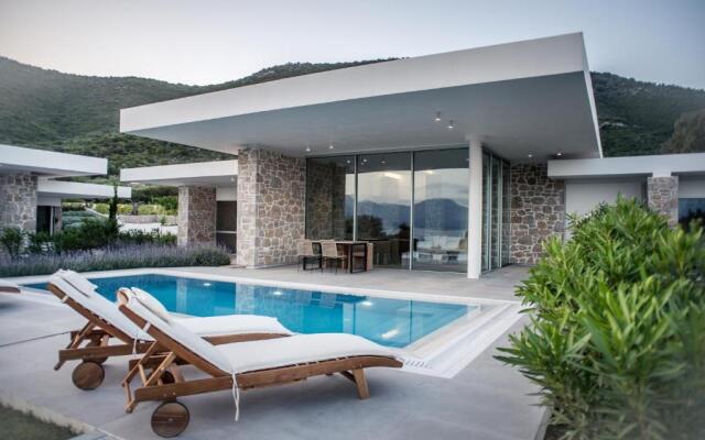 Varko Luxury Suites
