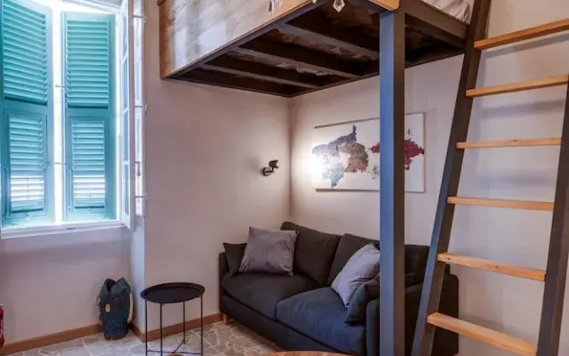 Modern Luxury 1-br Apartment