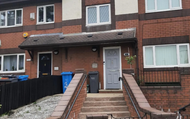 Beautiful 1-bed House by Manchester City Stadium