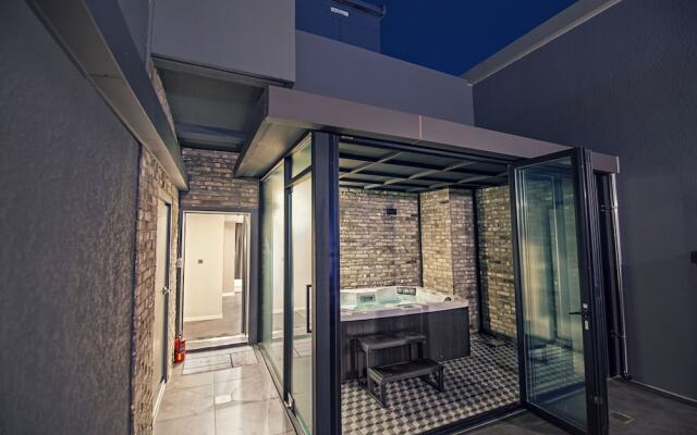 Doo Hotel & Guesthouse - Hostel