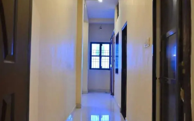 New Kashi Paying Guest House By GRB