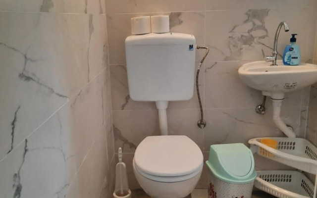 Bajam Rooms & Apartment