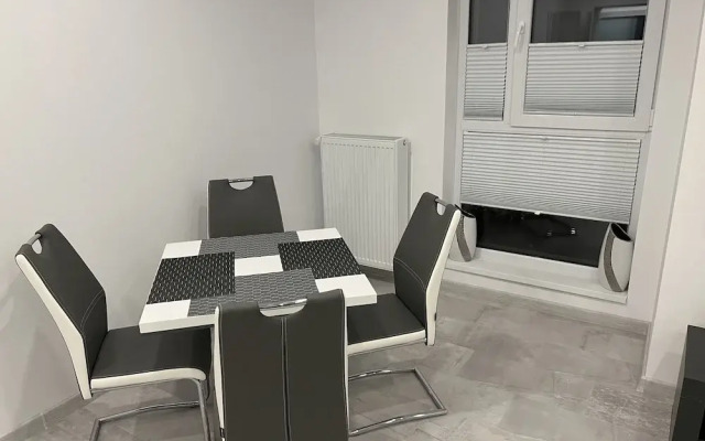 Amazing 2-Room Penthouse Cityview W13