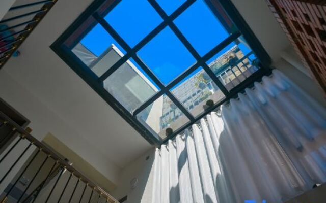 Xiangjian Shiguang Homestay (Luoqi Ancient City Cross Street Branch)