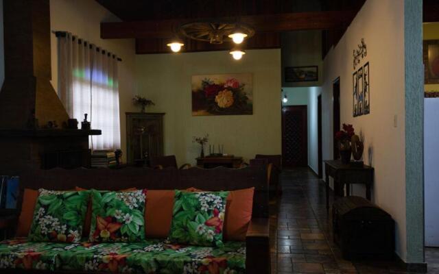 Otima chacara com lazer completo em Mairinque SP
