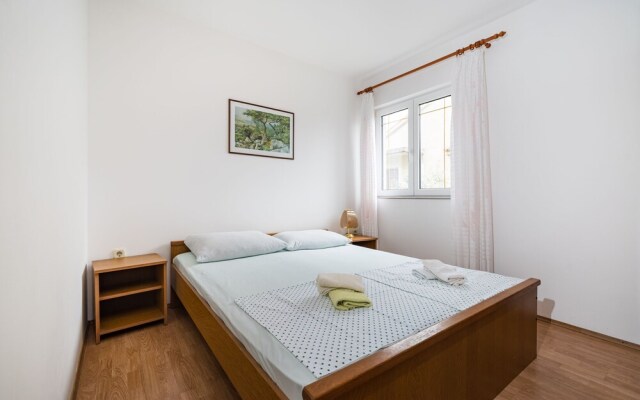 Nice Apartment Silvia 1 for 4 Persons