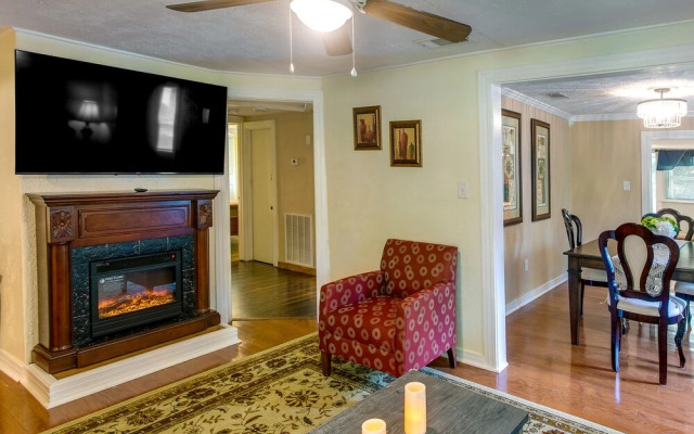 Waycross Vacation Rental w/ Private Backyard!