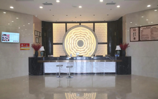 Lincheng Chenguang Hotel