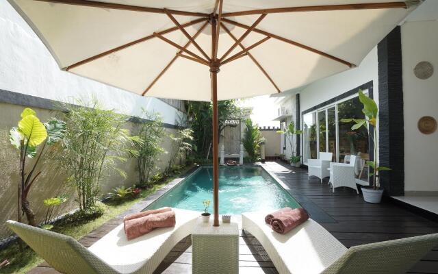 Villa Haiciao Bali Umalas ricefield view 3Bedrooms