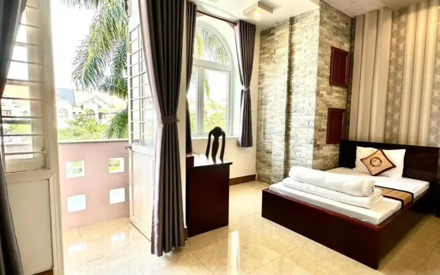 Phuc Hung Hotel 1