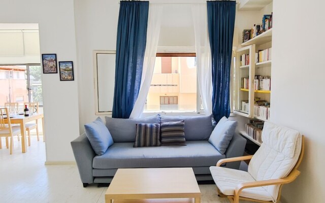 Modern Apt Rothschild Very Central TL7