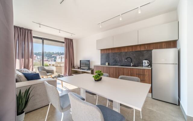 Sutivan Luxury Apartments