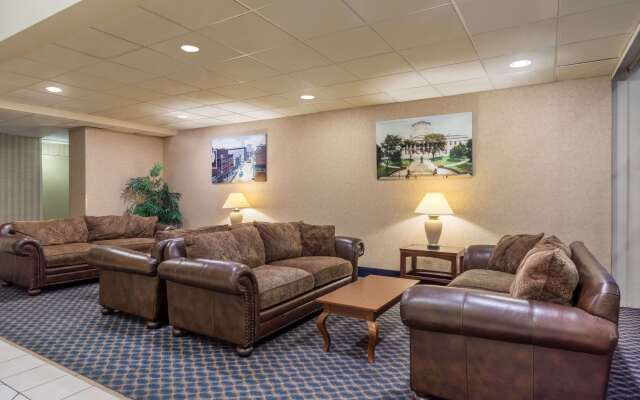 Days Inn by Wyndham Columbus Airport