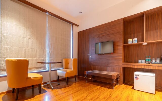 Treebo Premium Heritage Grand, Thane