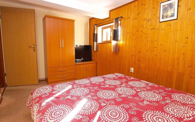 Apartment 845