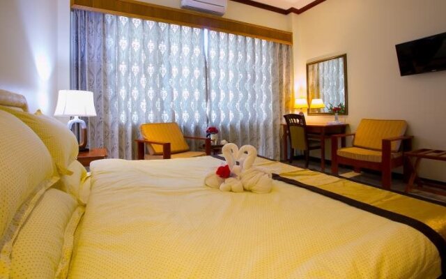 The Phoenix Hotel