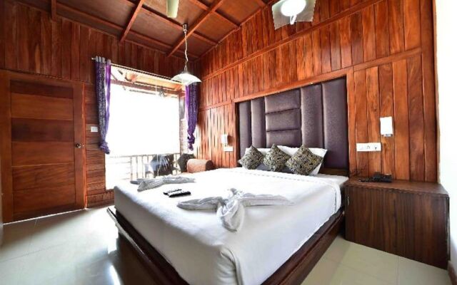 Holiday N Holiday Beach Resort