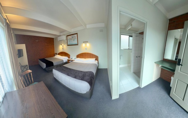 Abbotswood Motor Inn