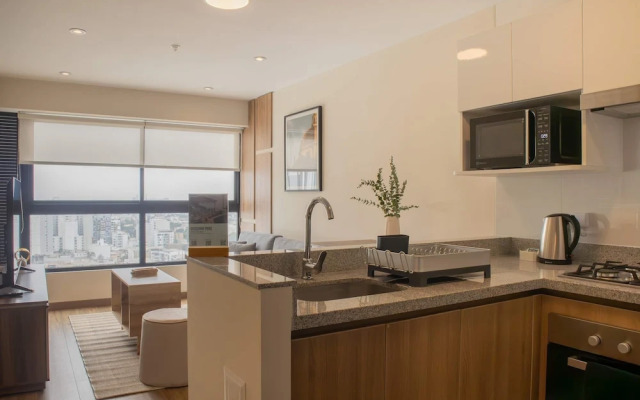 w Elegant 1BR Retreat in the Heart of San Isidro