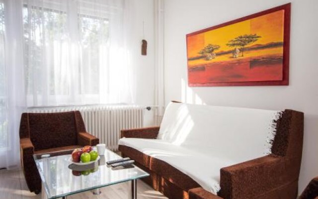 Andrássy Apartment With Free Parking