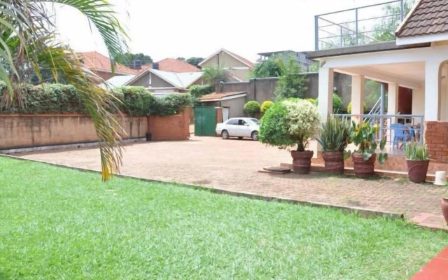 Bukoto Guest House and Apartments