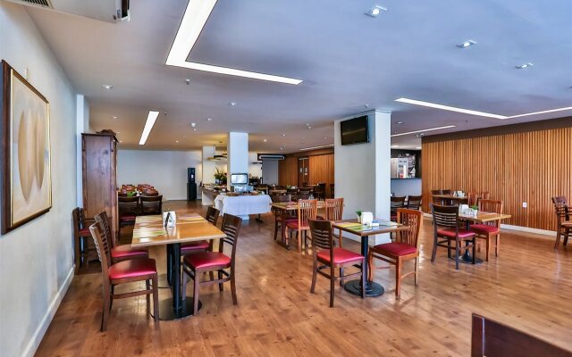Copacabana Suites By Atlantica Hotels