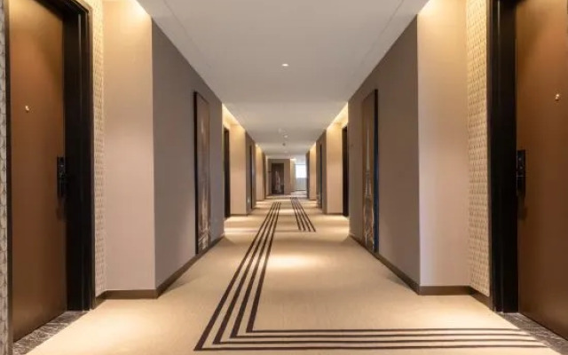 Metropolo Hotels (Shenzhen Longgang Central City Longcheng Plaza)