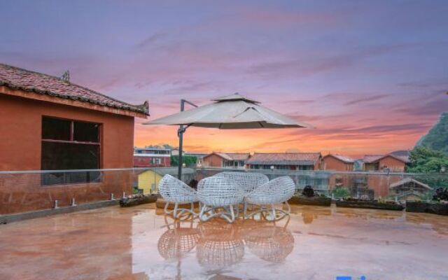 Puzhehei YunXiGu Boutique Hotel