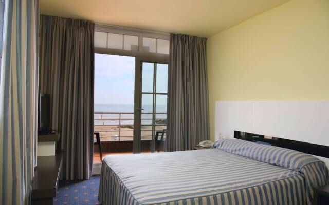 Hotel Playamar Laredo