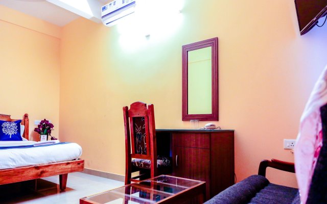 Canal View Residency by OYO Rooms