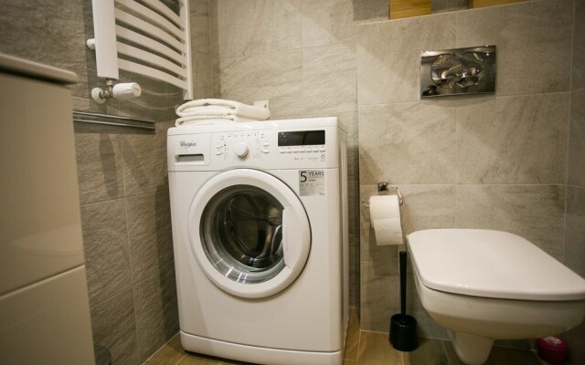 Flower Residence by Friendhouse Apartments