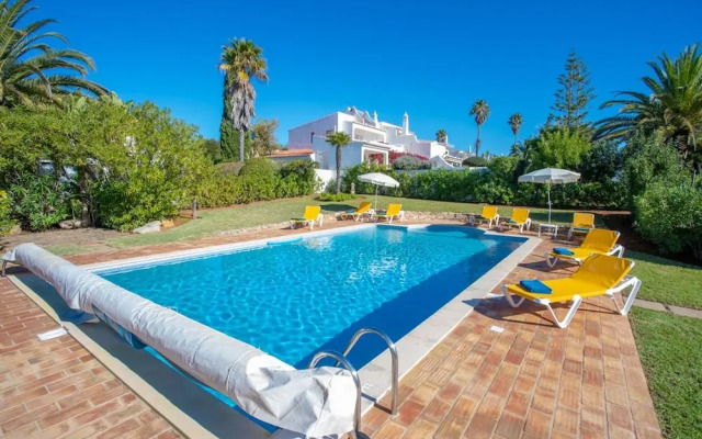 7 Club Atl Ntico Fabulous Five Bedroom Villa WI